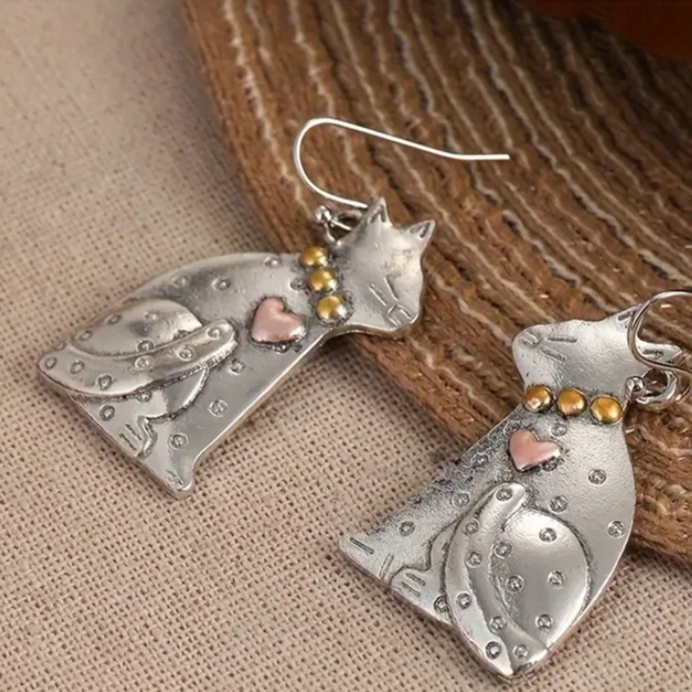 Elegant Titanium Silver Cat Earrings with Gold and Copper